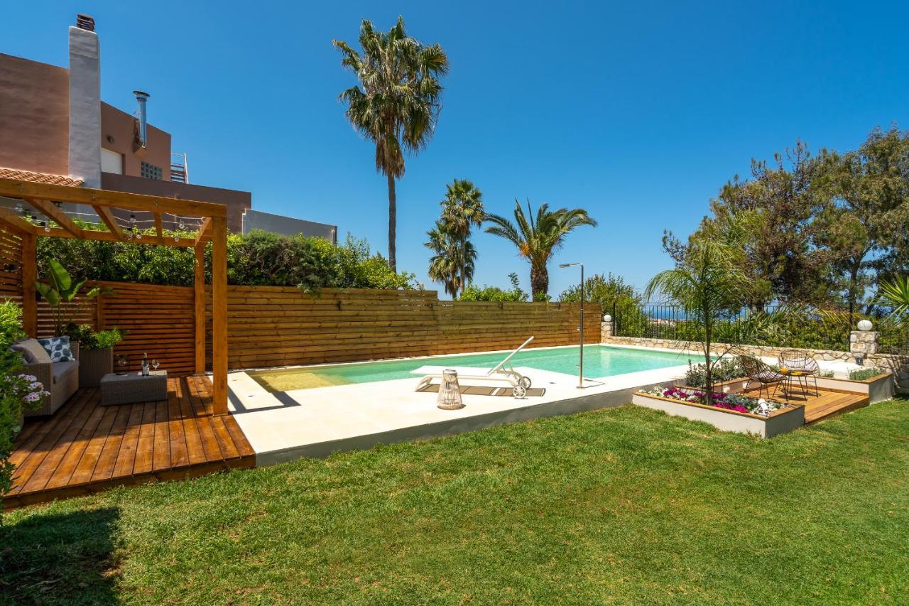 Chania Elite Homes, Enjoy A Chic Oasis By The Pool Kounoupidhiana Exterior photo